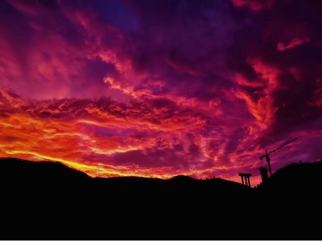 他！一個(gè)月減重40斤！