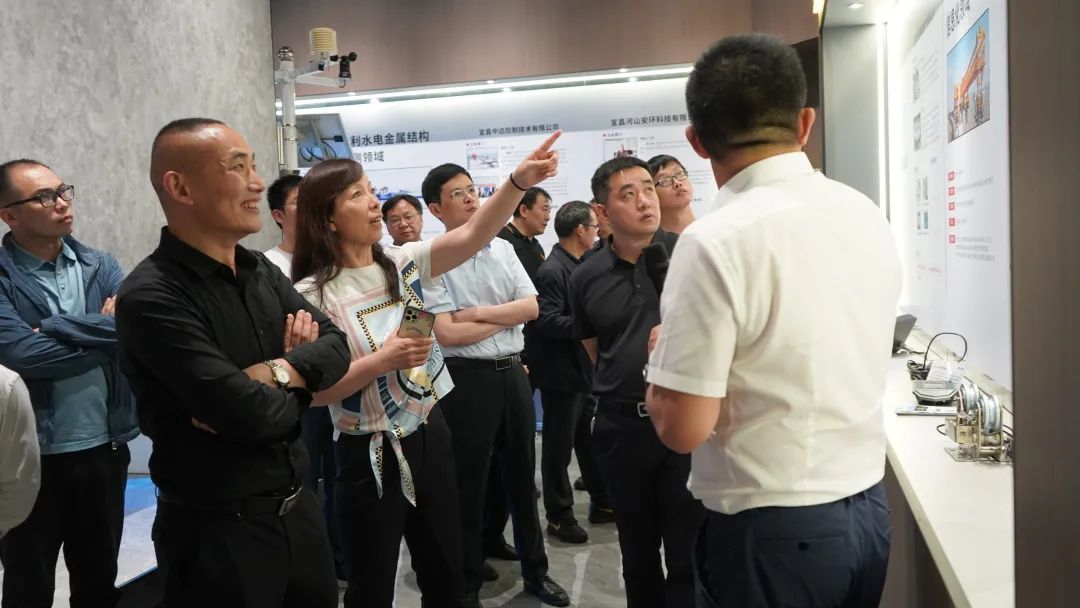 微特牽頭起草的行業(yè)標(biāo)準(zhǔn)初稿討論會(huì)圓滿結(jié)束 8.jpg