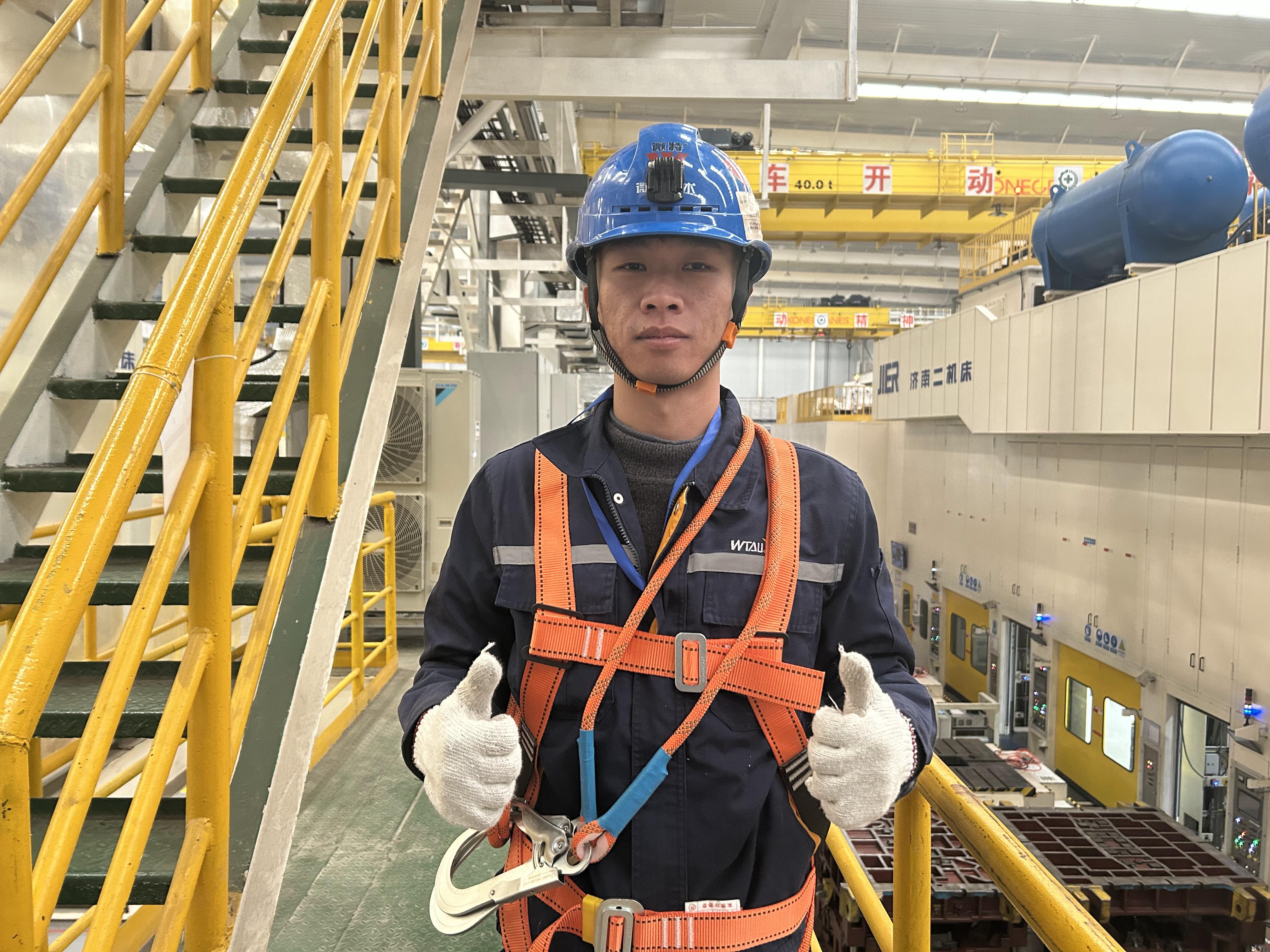 微特故事 | 技術(shù)小白三年如何逆襲為老師傅？