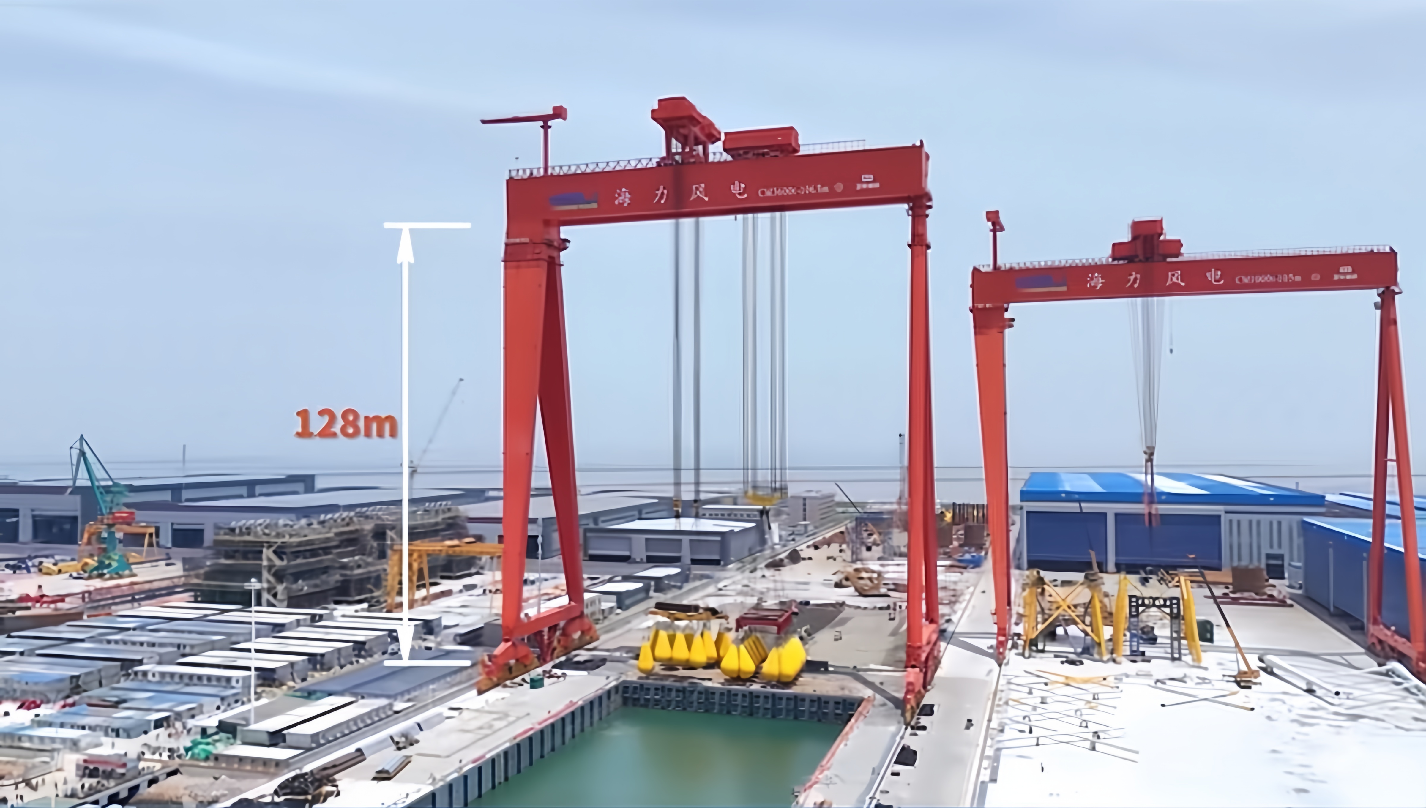 服務(wù)大國(guó)重器！微特產(chǎn)品配套全球首臺(tái)套雙主梁3600t門式起重機(jī)